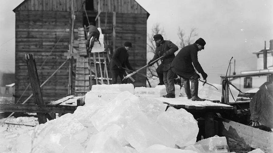 Transporte de bloques de hielo